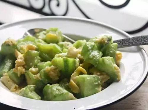 铁三吃瓜,揭秘赛场背后的故事与趣闻