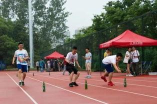 云南操场吃瓜,揭秘校园生活新现象