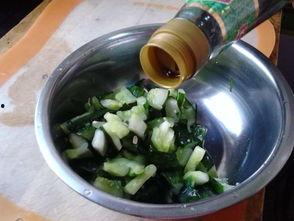 脆瓜怎么清洗直接吃,轻松洗净，直接享用  第3张