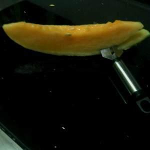 切哈密瓜吃视频,解锁夏日清新美味时光  第3张